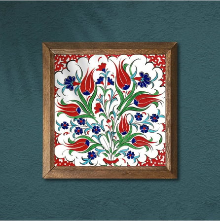 Pinecone Çini Sanatı Lale Taş Duvar Tablosu - Ahşap Çerçeveli Taş Tablo - 25x25 cm - Dekoratif Duvar Sanatı - Modern Ev ve Ofis Duvar Dekoru W1-186