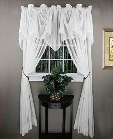 Swags Galore: Splendor Batiste, 254 cm G X 73 cm U, Sheer Festoon Valance Beyaz