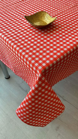 Dertsiz Masa Örtüsü Pötikare Desenli Duck Keten 150 x 180 cm (Kırmızı)