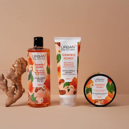 Turmeric Honey Cilt Tonu Eşitleyici ve Aydınlatıcı Vücut Losyonu 250 ml