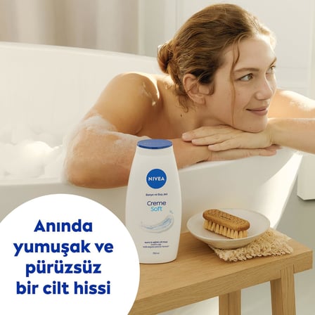 Creme Soft Kremsi Dokunuş Duş Jeli 750ml ve Değerli Yağlar Içeren Nemlendirici Vücut Losyonu 400ml