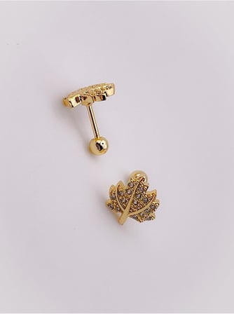 Taşlı Geniş Yaprak Figürlü Kıkırdak Helix Tragus Piercing(1adet)