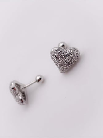 Full Taş Kaplı Bombeli Kalp Figürlü Kıkırdak Helix Tragus Piercing(1adet)