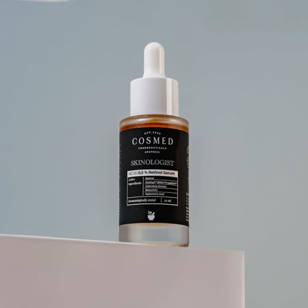 Cosmed Skinologist Retinol (%0.5) ve Peptit İçeren Yenileyici Yüz Serumu 30 ml