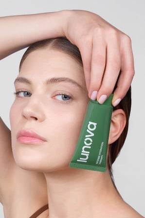 Lunova Nemlendirici Ve Bariyer Onarıcı Su Bazlı Yüz Kremi 50 ml | Peptit,hyaluronik Asit,niacinamide