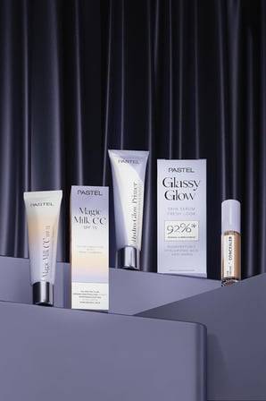 Glassy Glow Skin Serum - Aydınlatıcı Cilt Serumu, 14,4 ml