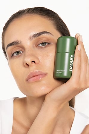 Lunova Mini Milk Therapy Serum 75 ML | Yoğun Nem, Bariyer Güçlendirme, SPF ve Makyaj Bazı Serum