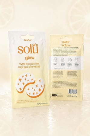 Skin Solu Glow C Vitamini ve Bitkisel Özlü Kağıt Göz Altı Maskesi – Aydınlatıcı ve Nemlendirici Göz Altı Bakım Bandı (1 Çift)