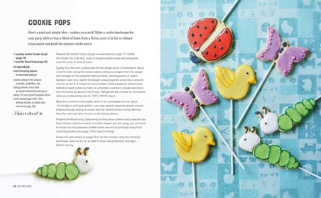 Magical Animal Cakes: 45 Bakes for Unicorns, Sloths, Llamas and Other Cute Critters (Kapak Resmi değişebilir)
