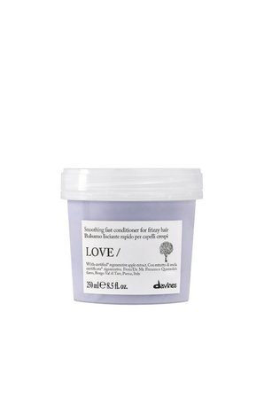 LOVE Smoothing Elektriklenme Karşıtı ve Pürüzsüzleştirici Saç Kremi 250 ML