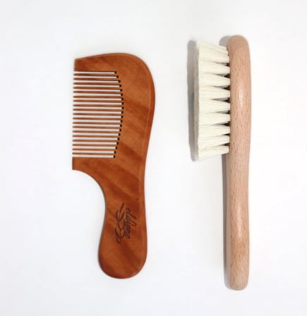 %100 Doğal Keçi Kılı Bebek Saç Fırçası, Ahşap Bebek Tarağı ikili Set Yenidoğan Çoçuk İçin Yumuşak Tarama Konak Temizliği ve Natural Ultra Yumuşaklık Kimyasal karşıtı tarak ve fırça