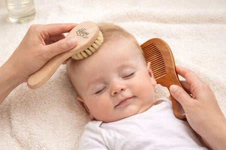 %100 Doğal Keçi Kılı Bebek Saç Fırçası, Ahşap Bebek Tarağı ikili Set Yenidoğan Çoçuk İçin Yumuşak Tarama Konak Temizliği ve Natural Ultra Yumuşaklık Kimyasal karşıtı tarak ve fırça