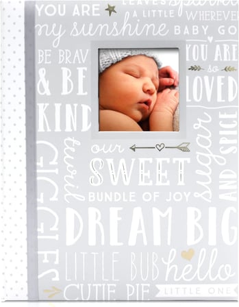 First 5 Years Dream Big Wordplay Bebek Hafıza Defteri, Yeni ve Bekleyen Ebeveynler için Cinsiyetten Ayrılmış Bebek Hatırası, Hamilelik ve Kilometre Taşı Günlüğü, Gri