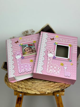 Rabsev Rs031 Bebek Fotoğraf Albümü 10x15cm 200 Fotoğraf Kapasiteli Kutulu Pencereli Bebek Albüm Pembe
