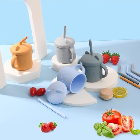 Silikon Emzikli Bardaklar, 200ml Dökülmez Pipetli Bebek Bardağı, 2 Kulplu, 1 Düz ve 1 Eğri Pipetli, BPA İçermeyen, 6 Aydan Büyük Bebekler İçin Eğitici Bardak