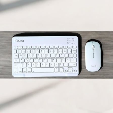 KEY 01 KABLOSUZ BLUETOOTH WİRELESS TÜMÜ TÜRKÇE KARAKTERLİ i ü ğ harfleri bulunur KLAVYE MOUSE SETİ (BEYAZ)