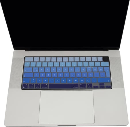 MacBook Türkçe Q Klavye Koruyucu M1-M5 | A2681 A3113 A3240 A3449 A2442 A3426 A3434 A2485 A3429 | Air 13.6-15.3 Pro 14-16 Neo 13 | Silikon Keyboard Cover Touch ID Lacivert Mavi