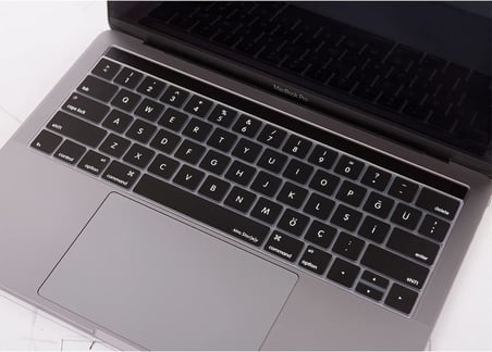 MacBook Pro Türkçe Q Klavye Koruyucu US ANSI Düz Enter Uyumlu Silikon Keyboard Cover 13-15 İnç A1706 A1989 A2159 A1707 A1990 | Amerikan İngilizce Klavyeyi Türkçe Q’ya Çeviren Siyah