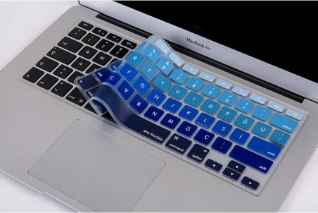 MacBook Klavye Koruyucu Silikon | US Klavyeyi Türkçe Q Baskıya Dönüştürür | MacBook Air 13 inç ve MacBook Pro 13–15 inç (A1369, A1466, A1278, A1425, A1502, A1286, A1398) Uyumlu Lacivert Mavi