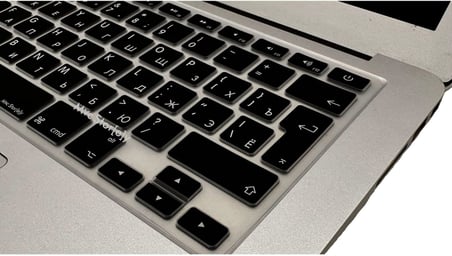 Rusça Klavye Koruyucu Silikon Apple MacBook Air 13 & Pro 13/15 ile Uyumlu | UK ISO Ters L Enter | A1278 A1502 A1425 A1369 A1466 A1286 A1398 Siyah