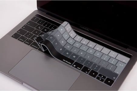 UK İngilizce Klavye Koruyucu MacBook Pro 13 15 Touch Bar Uyumlu A1706 A1989 A2159 A1707 A1990 | UK ISO Ters L Enter | Avrupa İngilizce Baskılı Silikon Keyboard Cover Silikon Siyah Gri
