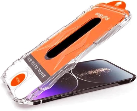 iPhone 15 İle Uyumlu Ekran Koruyucu Point Hizalama Aparatlı Takılırken Camın Altında Kesinlikle Toz Bırakmayan Darbelere Karşı Ekstra Dayanıklı Temperli Kırılmaz Cam Koruma