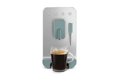 Smeg 50'S Style BCC02 Beyaz - Yeşil Espresso Makinesi