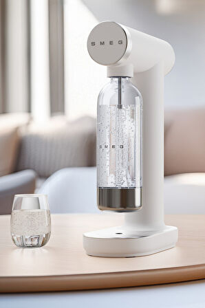 SMEG Soda Makinesi Tritan™ Renew Mat Beyaz