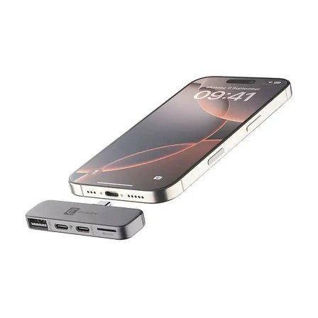 CELLULARLINE 4 Portlu Şarj Cihazı - 1 x USB-A, 2 x USB-C, 1 x Micro USB