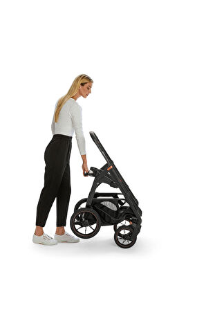 Inglesina Aptica XT Glam Tek El Tek Hamle ile Katlanıp Açılan Çift Yön Bebek Arabası