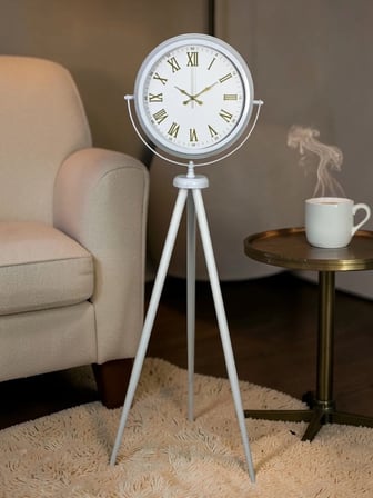 Ivory Beyaz Tripod Ayaklı Saat iegxx