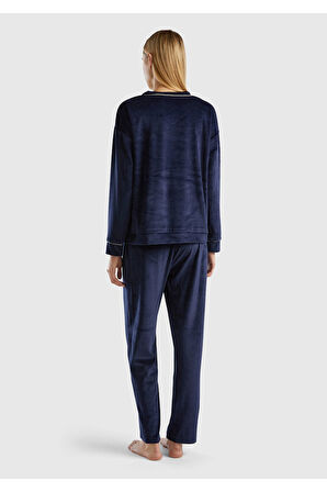 Kadın Lacivert Çizgi Detaylı V Yaka Pijama Takımı