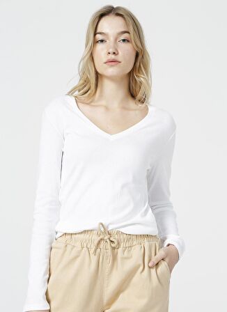 Benetton V Yaka Beyaz Kadın T-Shirt
