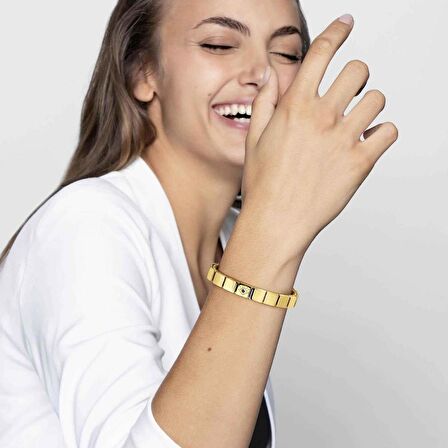 Composable Glam - Link - Sarılmalar ve öpücükler