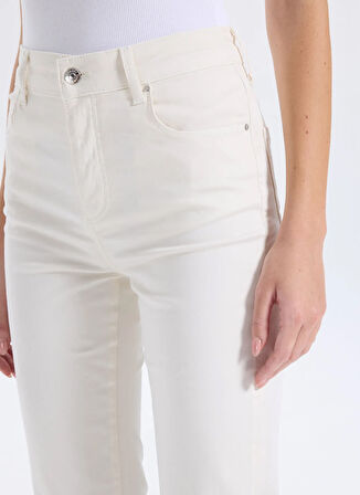 Armani Exchange Yüksek Bel Düz Paça Standart Ekru Kadın Denim Pantolon XW000072