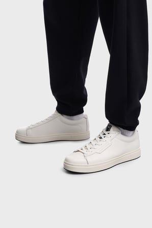 Emporio Armani Deri Logolu Sneaker Ayakkabı Erkek AYAKKABI EM005292 AF24320 U0003 BEYAZ