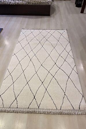 BHM 03 WHITE BLACK 120*180 CM 2,16 M2