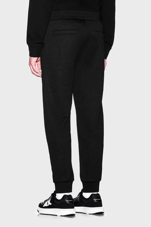 Armani Exchange Jakarlı Jarse Kumaştan Regular Fit Lastikli Paça Pantolon Erkek PANTOLON XM002907 AF21862 UC001 SİYAH