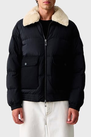 Armani Exchange Regular Fit Kapitoneli Klasik Yaka Mont Erkek MONT XM003325 AF27210 UB101 LACİVERT