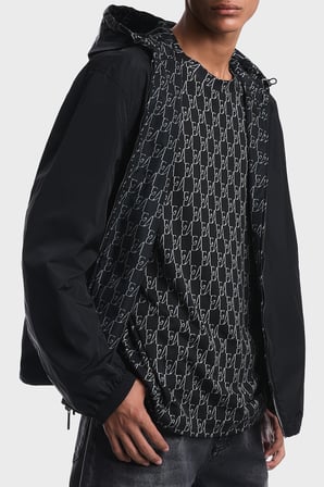 Emporio Armani Tamamı Logolu Suya Dayanıklı Kapüşonlu Ceket Erkek CEKET EM006751 AF12021 FB517 LACİVERT