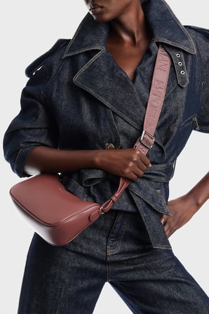 Emporio Armani Logolu Çıkarılabilir Askılı Çanta Kadın ÇANTA EW000539 AF12036 M6453 BORDO