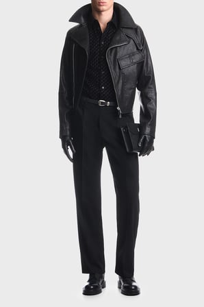 Emporio Armani Kadife Logolu Pamuklu Uzun Kollu Gömlek Erkek GÖMLEK EM006705 AF27982 PC005 SİYAH