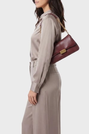 Emporio Armani Logolu Çıkarılabilir Askılı Çanta Kadın ÇANTA EW002644 AF32959 U6002 BORDO
