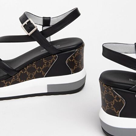Nero Giardini  Kadın Sandalet E307758D NeroGiardini TAMIGI POLI.MILENA7854 ZEPTR MILENA 7854 100-Nero