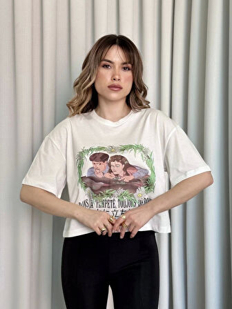Oversize Beyaz baskılı crop tişört