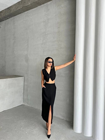 Çilek takım etek yelek