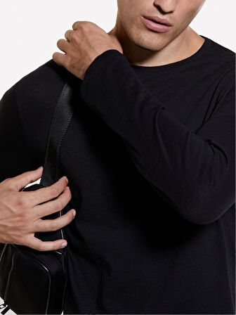 %100 Pamuk Dar Kesim Bisiklet Yaka Uzun Kollu T-Shirt Erkek Siyah T-Shirt - 324A3WF0S1013