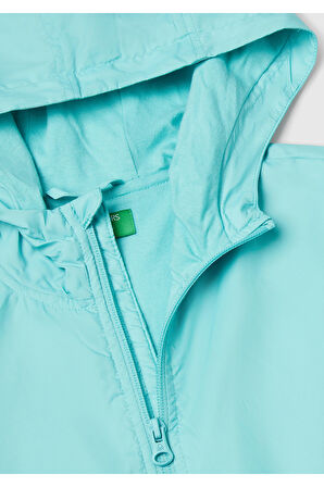 Erkek Çocuk Turkuaz Kolu Logo İşlemeli Fermuarlı Kapüşonlu Yağmurluk