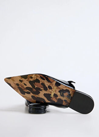 Siyah Kadın   Terlik