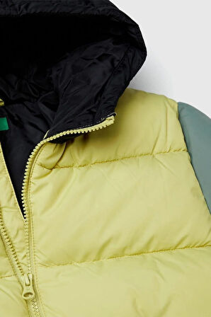 United Colors of Benetton Erkek Çocuk 2WU0CN06N-25K Mont Sarı